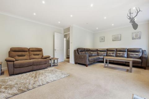 5 bedroom detached bungalow for sale, Avenue Road, Hoddesdon
