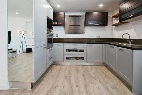 1 bedroom flat for sale, West Street, Brighton