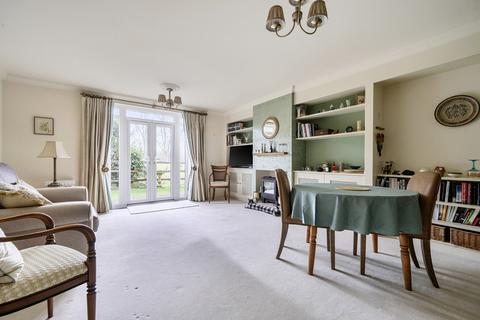 2 bedroom retirement property for sale, Butlers Place, Milford GU8