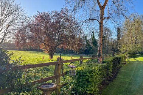 2 bedroom retirement property for sale, Butlers Place, Milford GU8