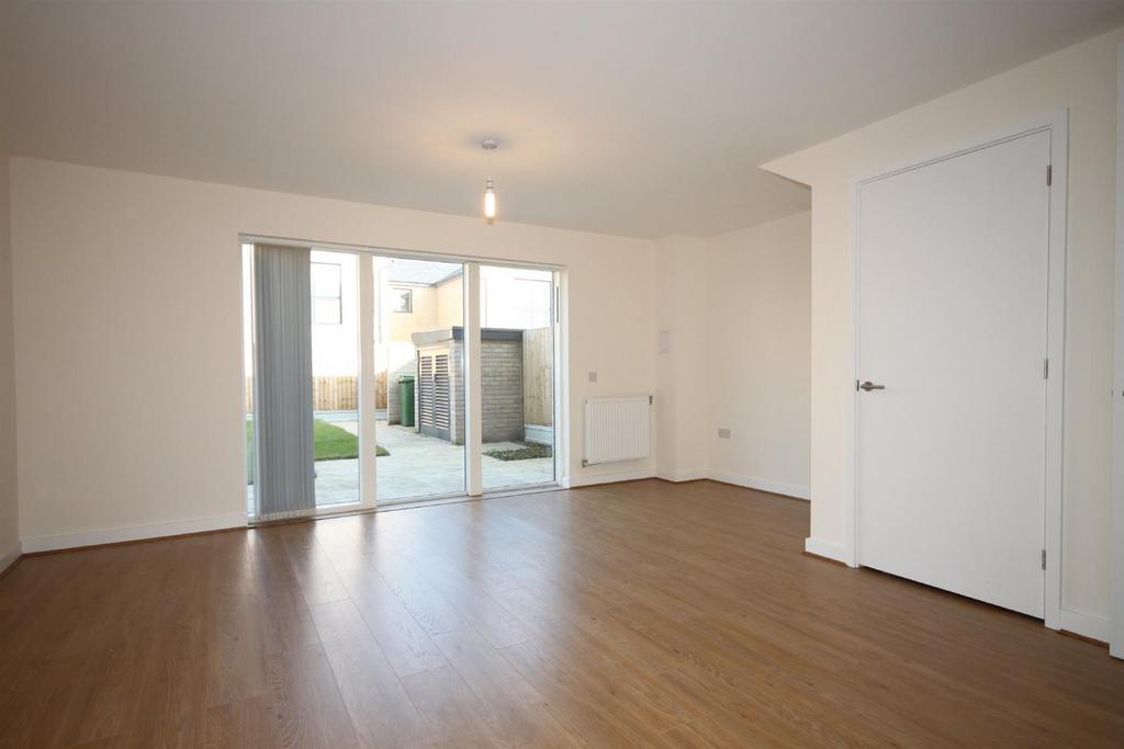 Living/Dining Room