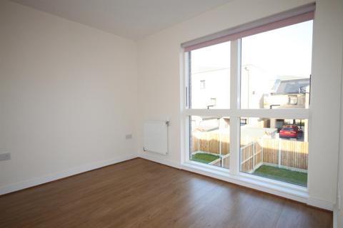 2 bedroom terraced house to rent, Elm Road, Trumpington, Cambridge
