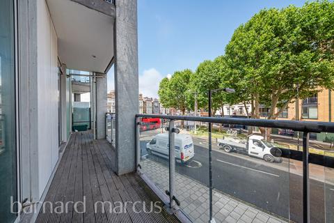 2 bedroom flat for sale, Rye Lane, London