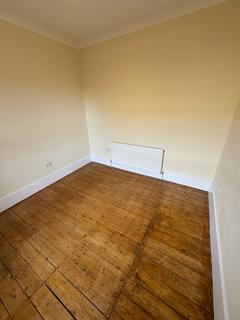 6 bedroom detached house to rent, Barretts Grove, London N16