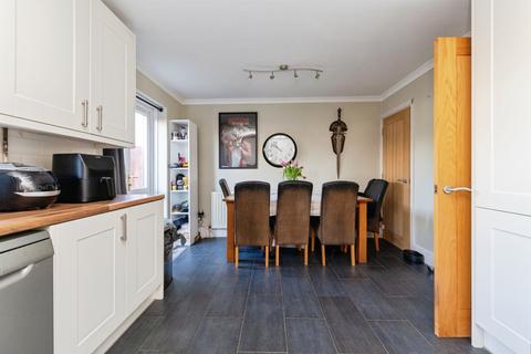 2 bedroom terraced house for sale, Yeomanry Drive, Clothall Common, BALDOCK