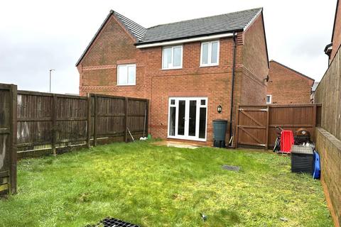3 bedroom semi-detached house for sale, Ginnell Farm Avenue, Rochdale