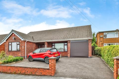 2 bedroom detached bungalow for sale, Lawrence Avenue, Eastwood, Nottingham
