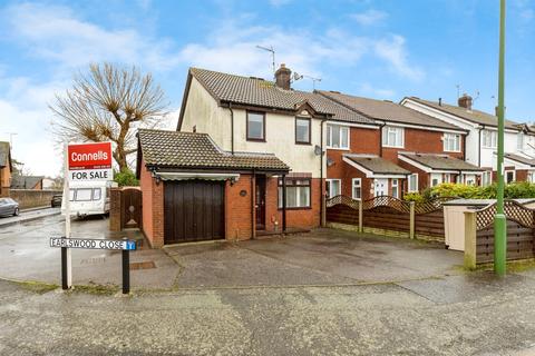 Earlswood Close, Horsham