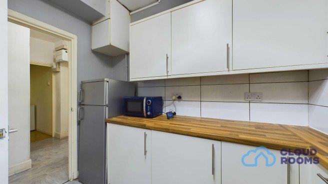 Poynders-gardens-sw4-8pd-1022912