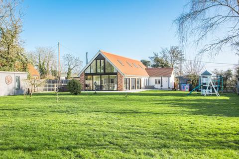 4 bedroom detached house for sale, Southburgh