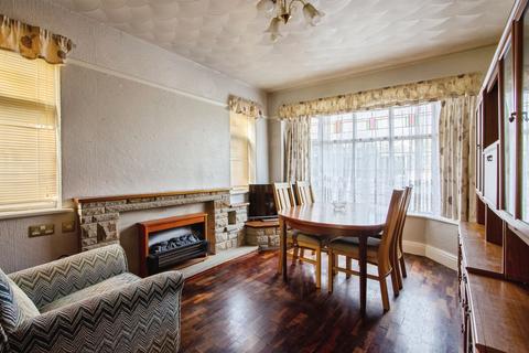 undefined, Temple Grove, Leeds