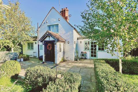 undefined, London Road, Aston Clinton, AYLESBURY