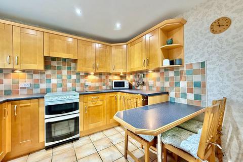 4 bedroom semi-detached house for sale, Clifford, Willow Lane, LS23 6JN