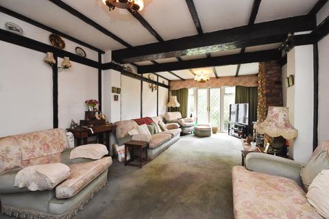 4 bedroom semi-detached house for sale, Wyatts Green Lane, Wyatts Green, Brentwood