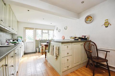 4 bedroom semi-detached house for sale, Wyatts Green Lane, Wyatts Green, Brentwood