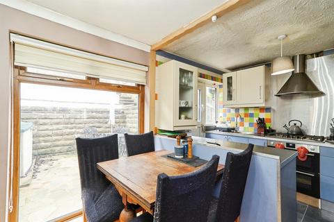 undefined, Pudsey Road, Leeds