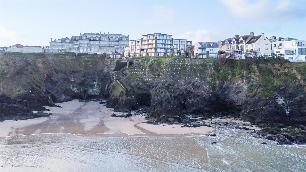 Gwel Trebarwith Drone-4.jpg