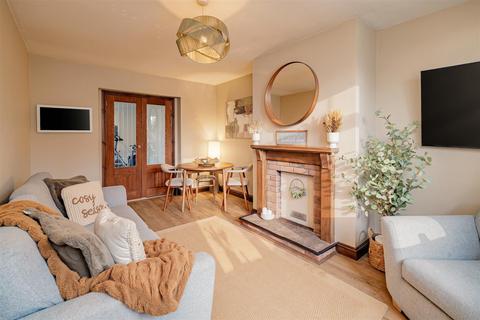 3 bedroom semi-detached house for sale, 3 Hafren Close, Shrewsbury, SY3 8NH