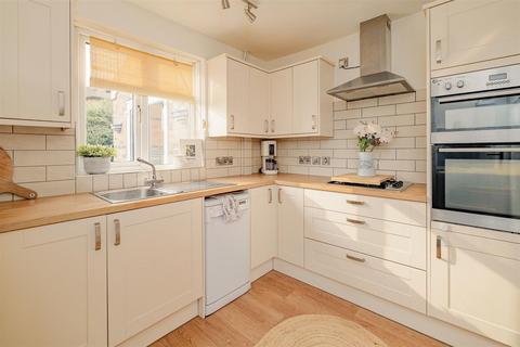 3 bedroom semi-detached house for sale, 3 Hafren Close, Shrewsbury, SY3 8NH