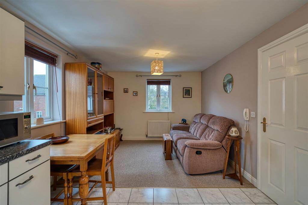 SNY09824 hdr.jpg