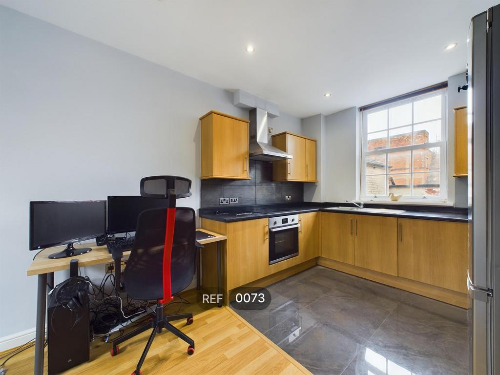 Kitchen &amp; Living area