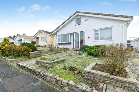 2 bedroom detached bungalow for sale, Gleneagles Close, Ferndown