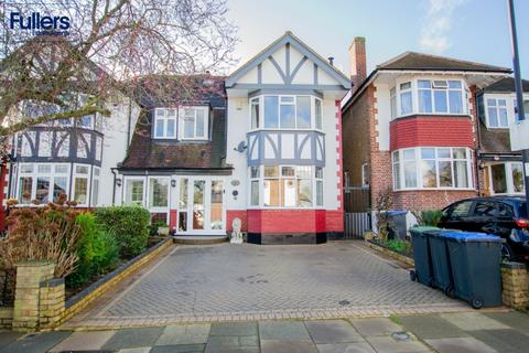 4 bedroom semi-detached house for sale, The Birches, London N21