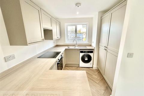 2 bedroom end of terrace house to rent, Redwood, Chadderton, Oldham, Greater Manchester, OL9