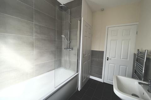 undefined, Harehills, Roundhay Road, Leeds, West Yorkshire, LS8