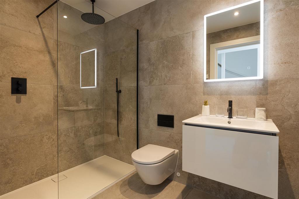 Town House 2.jpg
