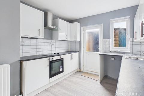 3 bedroom terraced house to rent, Fir Tree, Durham DL4