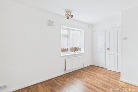 3 bedroom terraced house to rent, Fir Tree, Durham DL4
