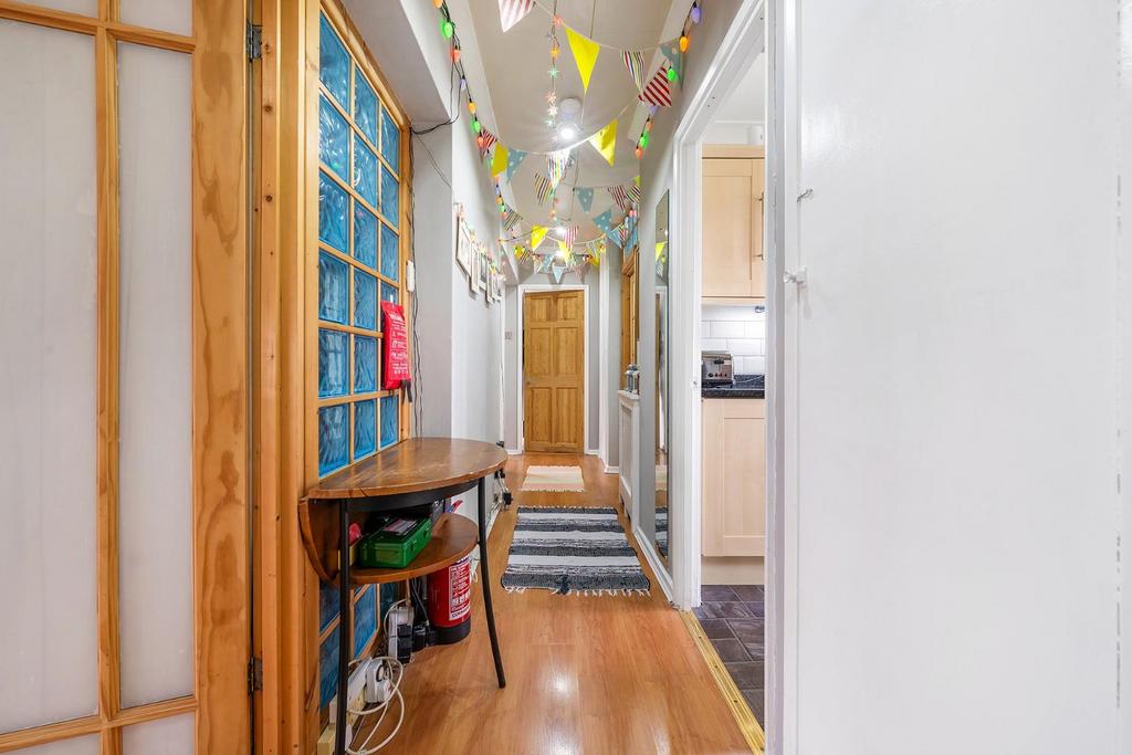 Hallway.JPG