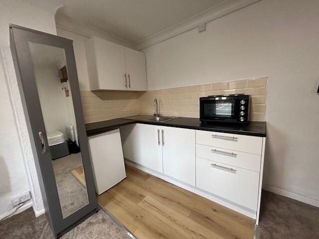 Bedsit Kitchenette