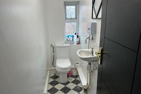 1 bedroom property to rent, Golden Noble Hill, CO1