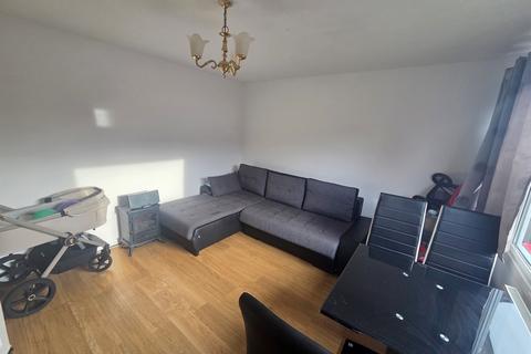 2 bedroom terraced house for sale, Woolsington Close, Nottingham