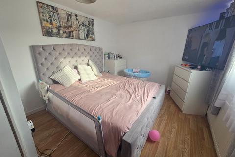 2 bedroom terraced house for sale, Woolsington Close, Nottingham