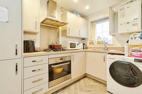 2 bedroom semi-detached house for sale, Oak Tree Place, Leeds