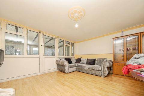 3 bedroom terraced house for sale, First Avenue, Sudbury