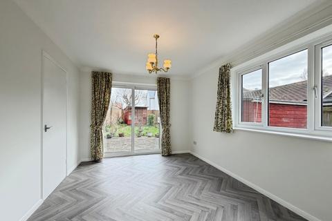 undefined, William Pitt Close, Hythe, Kent