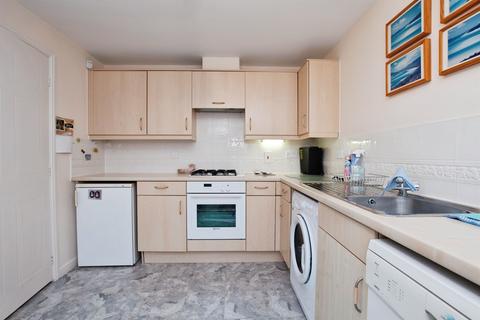 3 bedroom end of terrace house for sale, St. Cleeve Way, Ferndown