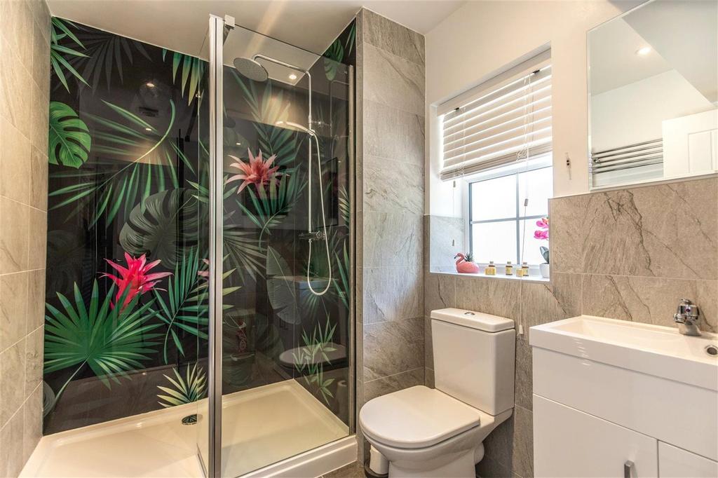 Annexe Shower Room