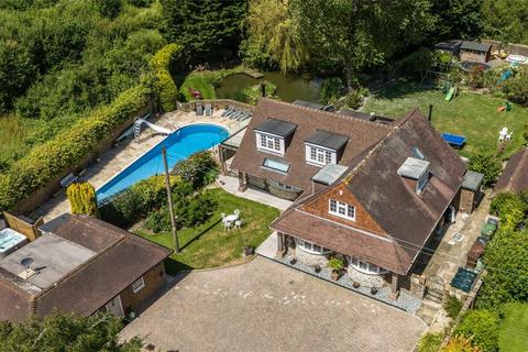 5 bedroom detached house for sale, The Street, Wilmington, Polegate, East Sussex, BN26