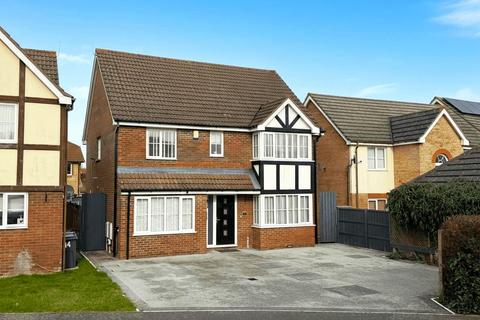 4 bedroom detached house for sale - Acorn Close, Park Farm