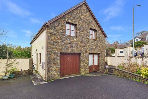 4 bedroom detached house for sale, Springfield Road, Pembroke Dock, SA72