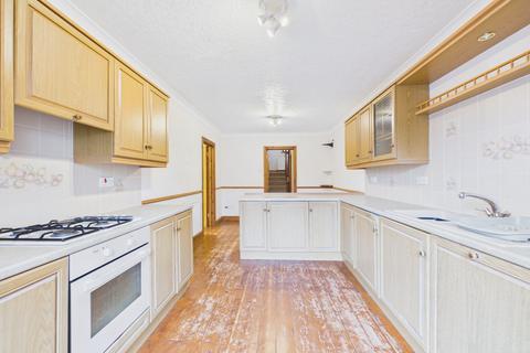 4 bedroom detached house for sale, Springfield Road, Pembroke Dock, SA72