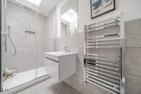 1 bedroom flat for sale, Yukon Road, London, SW12