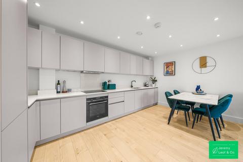 2 bedroom apartment for sale, Hamlet Gate, High Road, London