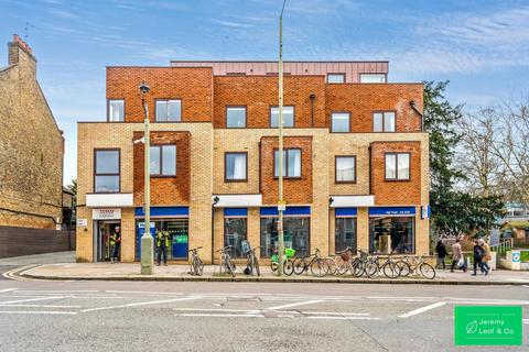 2 bedroom apartment for sale, Hamlet Gate, High Road, London