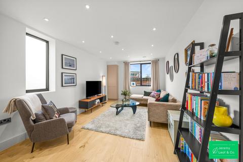 2 bedroom apartment for sale, Hamlet Gate, High Road, London